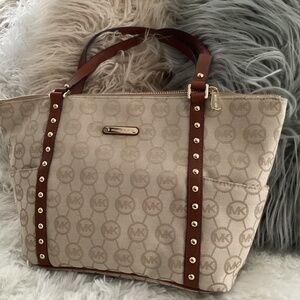 Michael Kors Logo Shoulder, 2 Handles Tote, Size Large, Color Acorn, Brown NWT